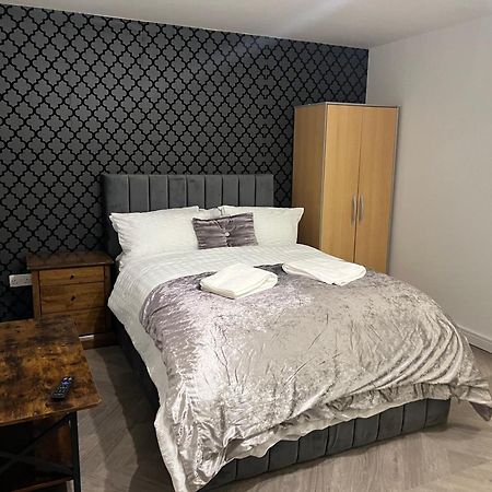 Studio Apartment Manchester Luaran gambar